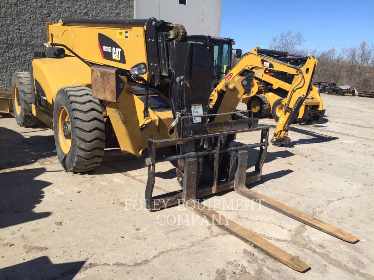 2018 Caterpillar TL1255D TeleHandler