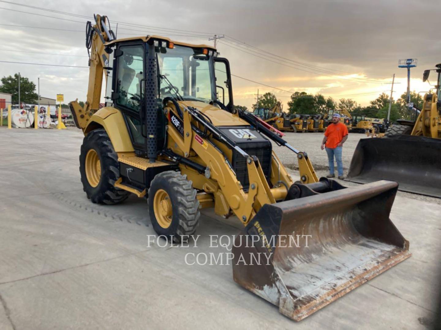 2017 Caterpillar 420F2IT Tractor Loader Backhoe