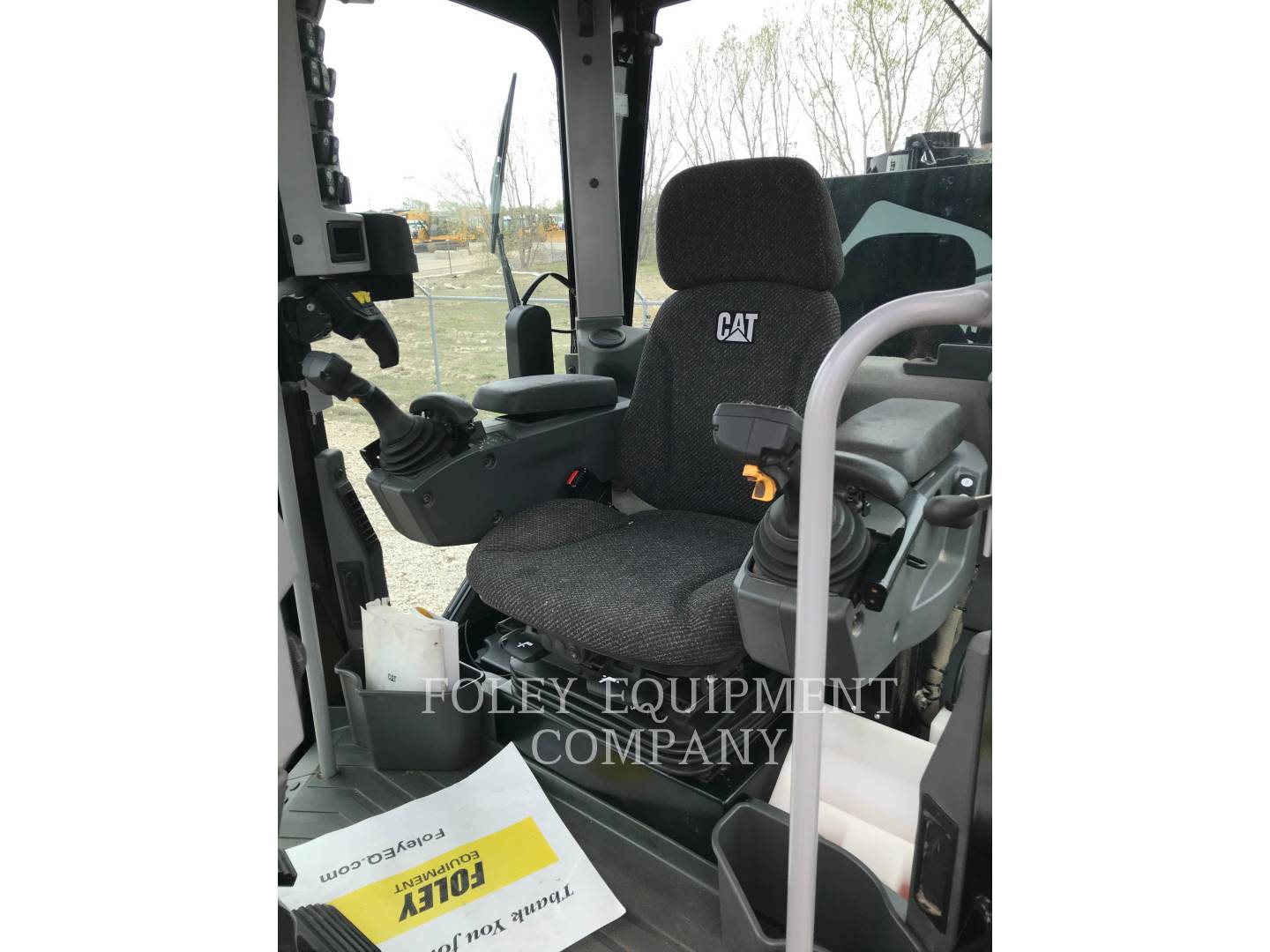 2016 Caterpillar 140M3AWA Grader - Road