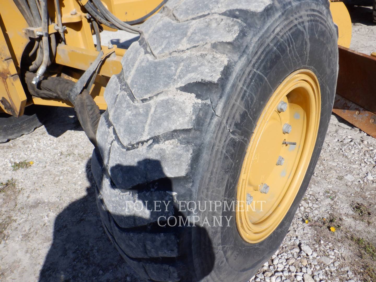 2017 Caterpillar 12M3AWX Grader - Road