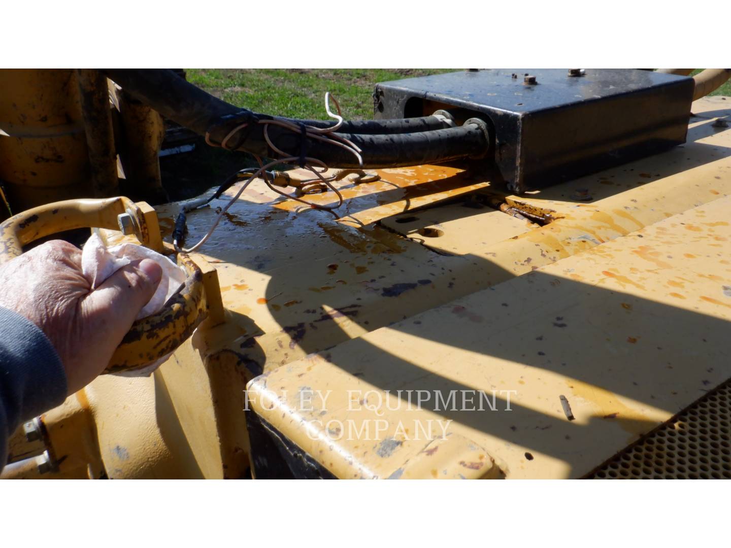 1997 Caterpillar D8RLRC Dozer