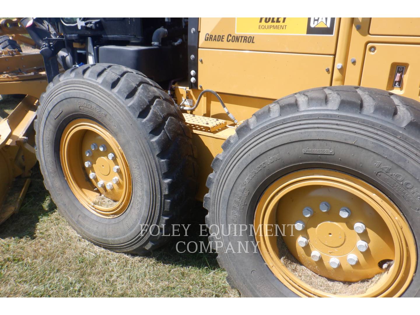 2016 Caterpillar 12M3AWX Grader - Road