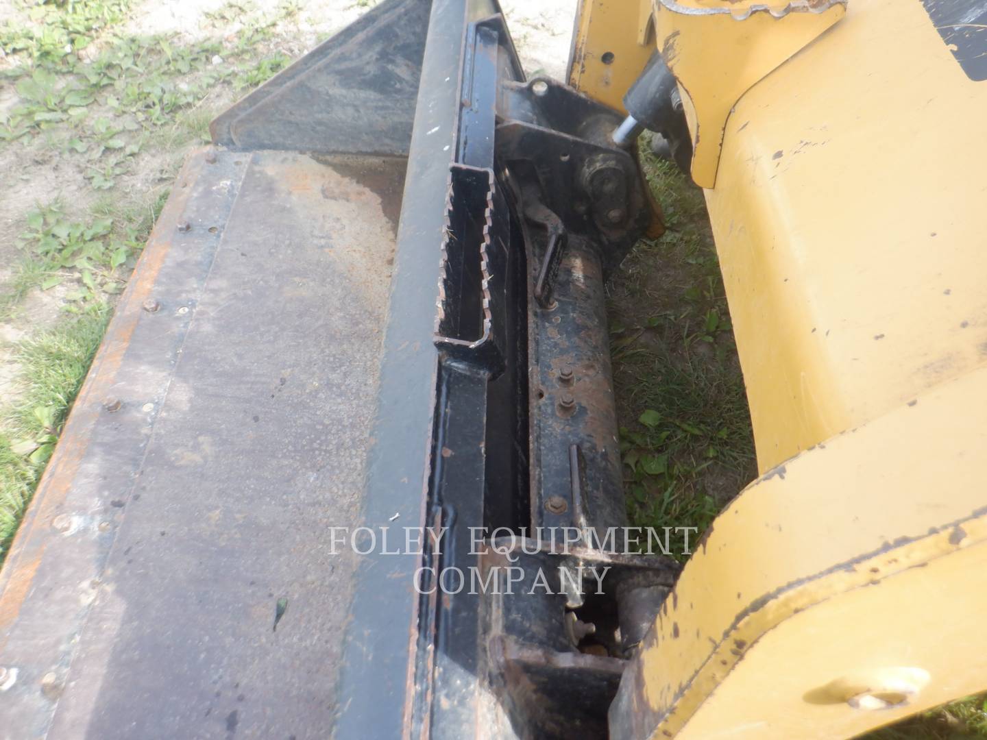 2011 Caterpillar 236B3STD1O Skid Steer Loader