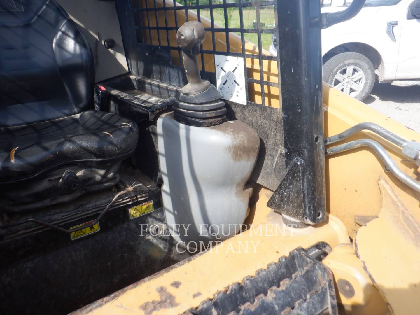 2011 Caterpillar 236B3STD1O Skid Steer Loader