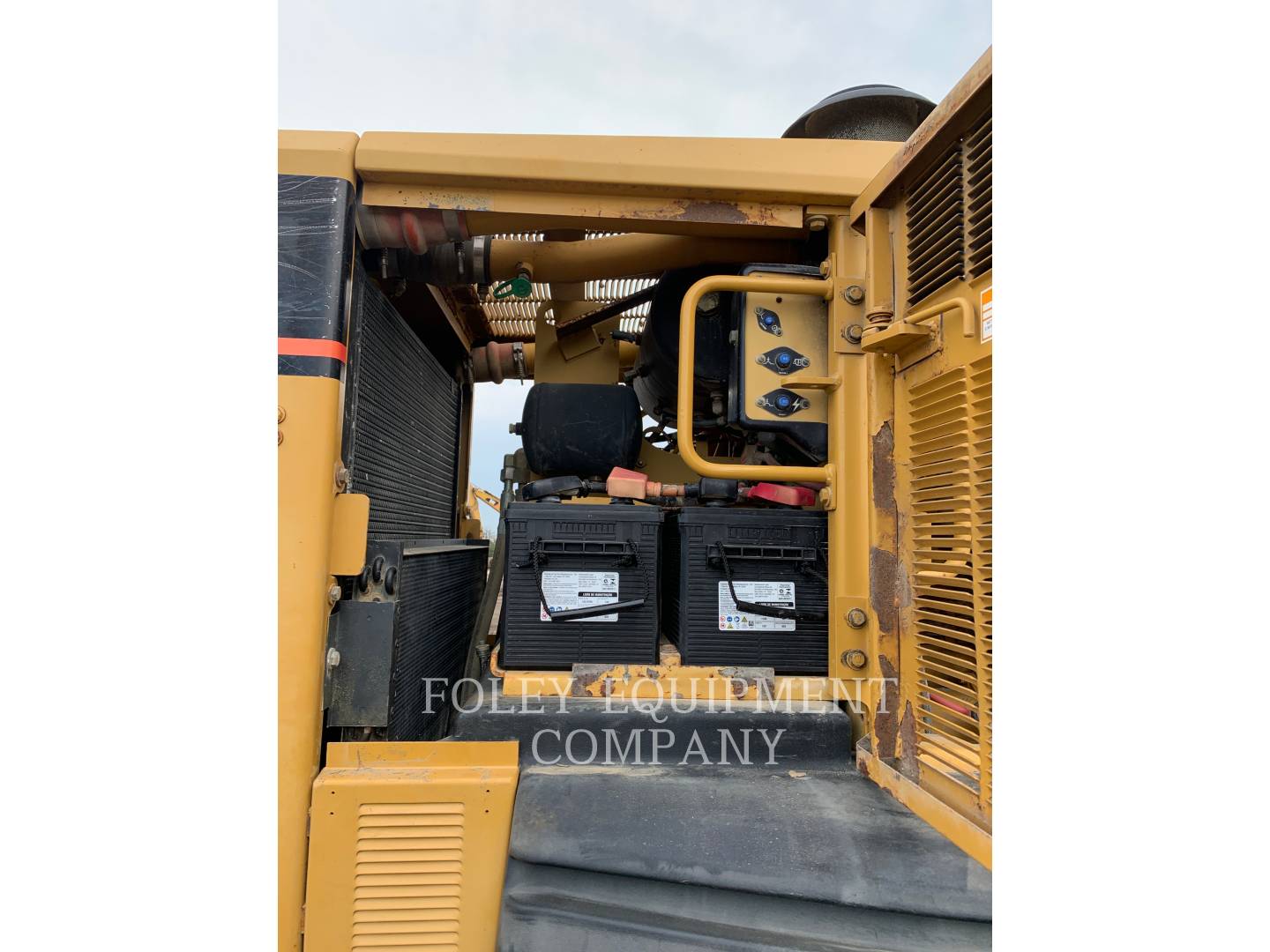 2004 Caterpillar 140H Grader - Road