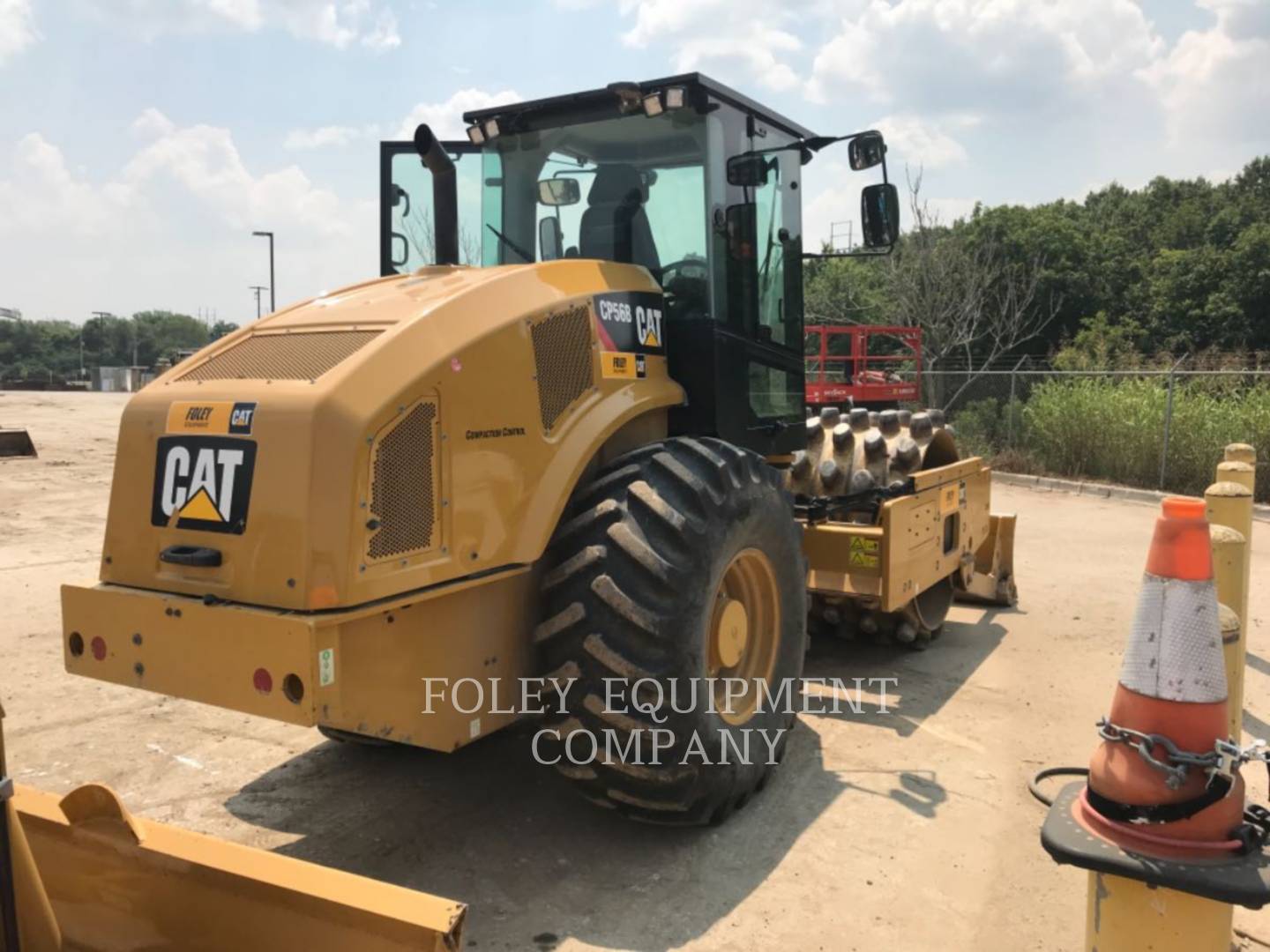 2019 Caterpillar CP56B Compactor