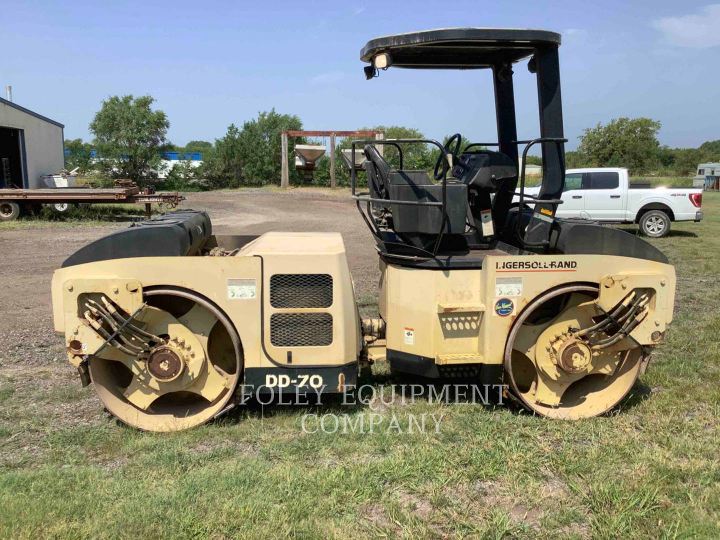 2000 Ingersoll-Rand DD-70 Compactor