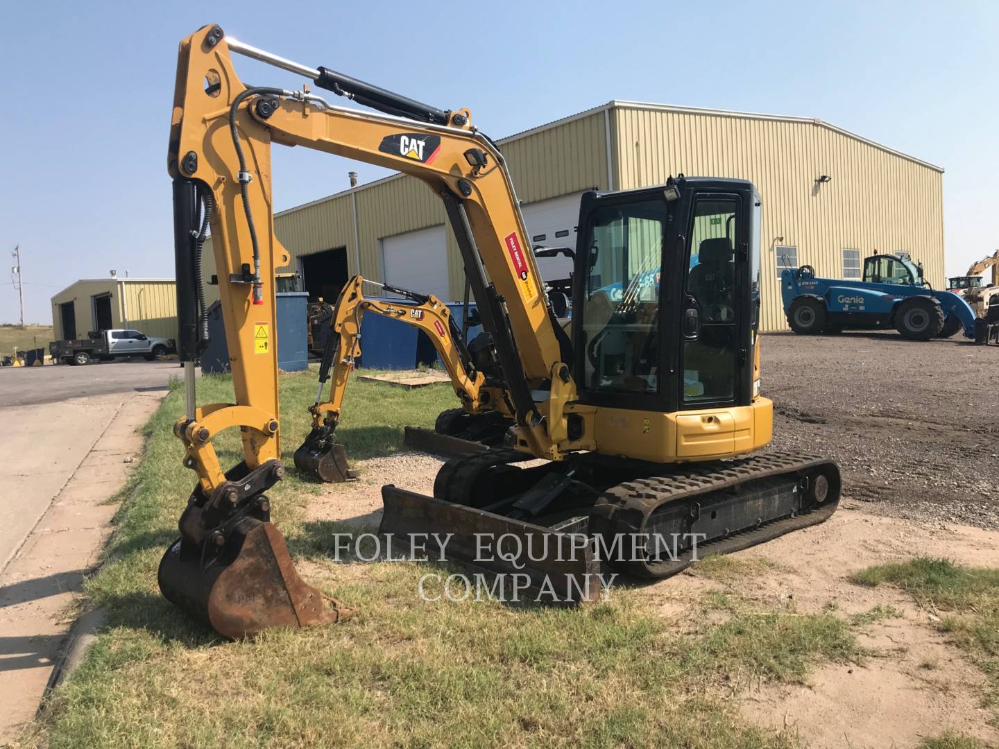 2016 Caterpillar 305E2LC Excavator