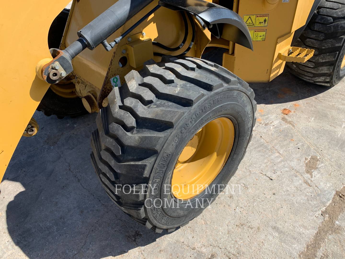 2015 Caterpillar 903C Wheel Loader