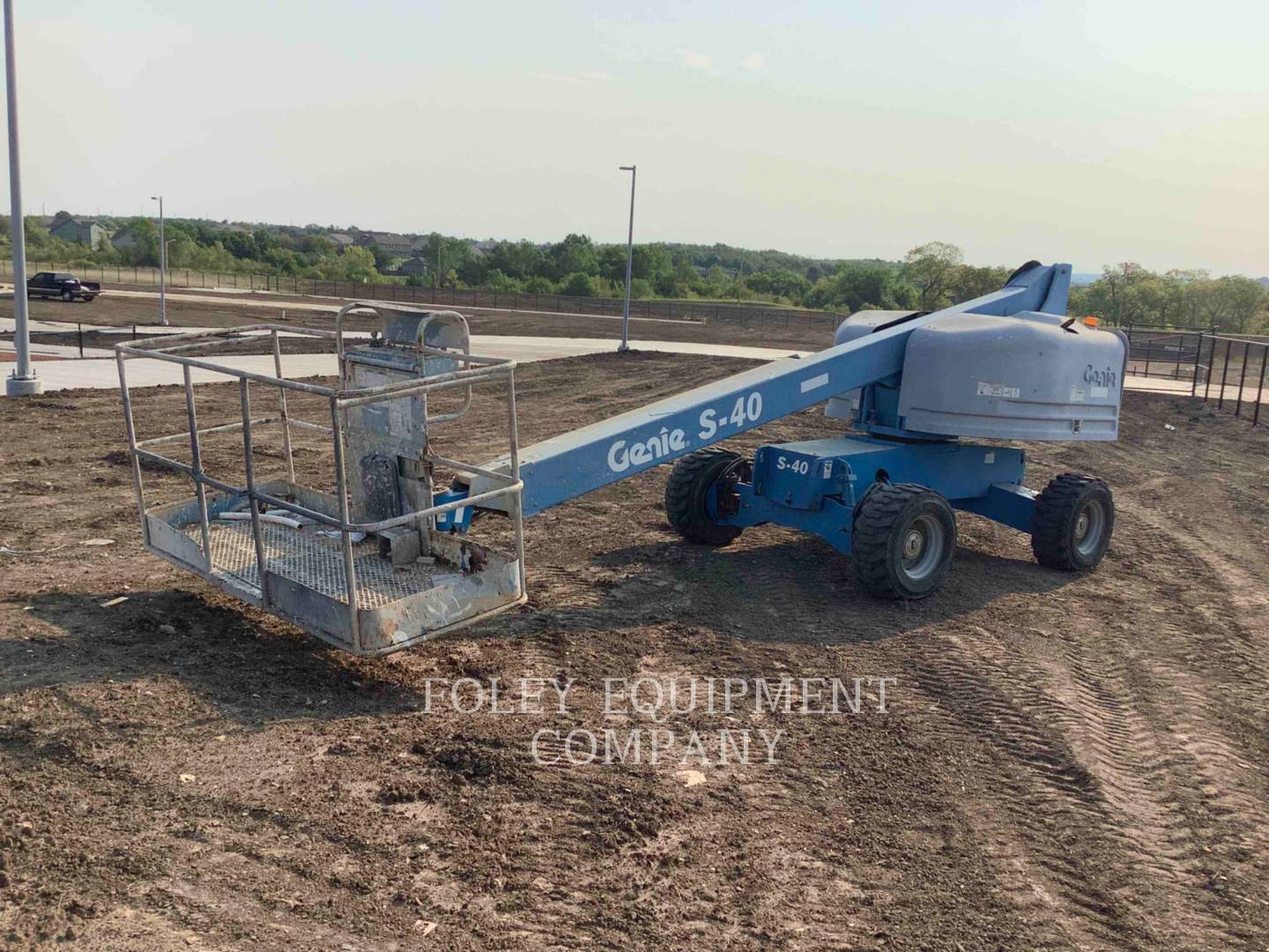 2004 Genie S-40 Lift Truck