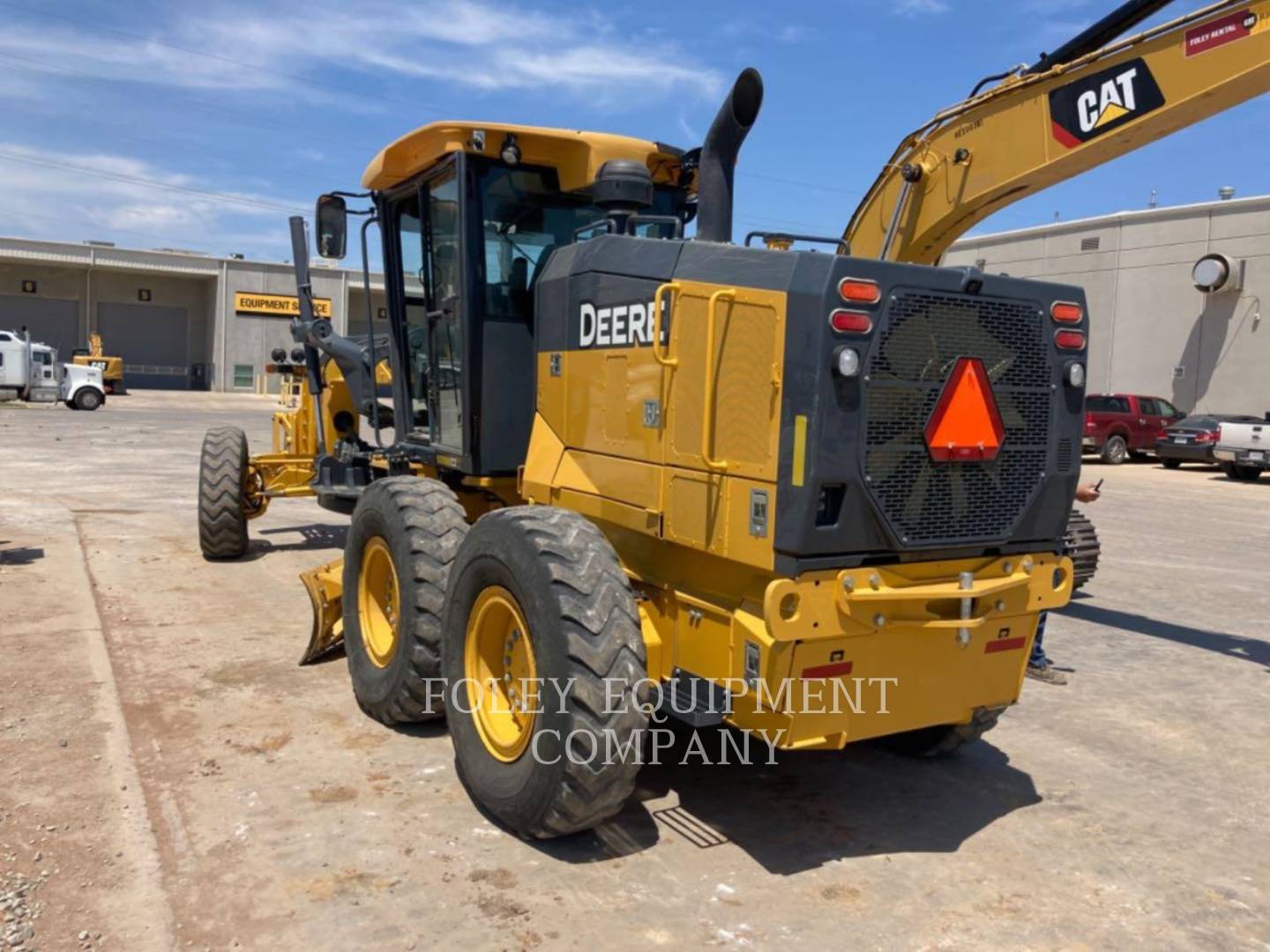 John Deere 672G Grader - Road