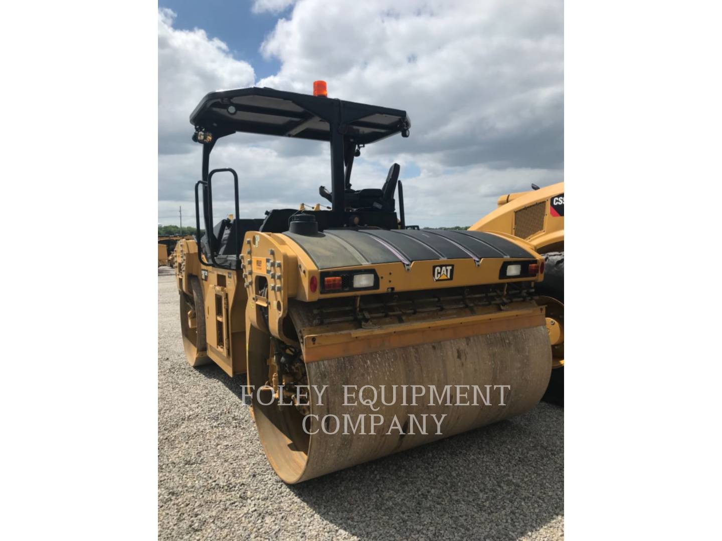 2019 Caterpillar CB15-01 Compactor