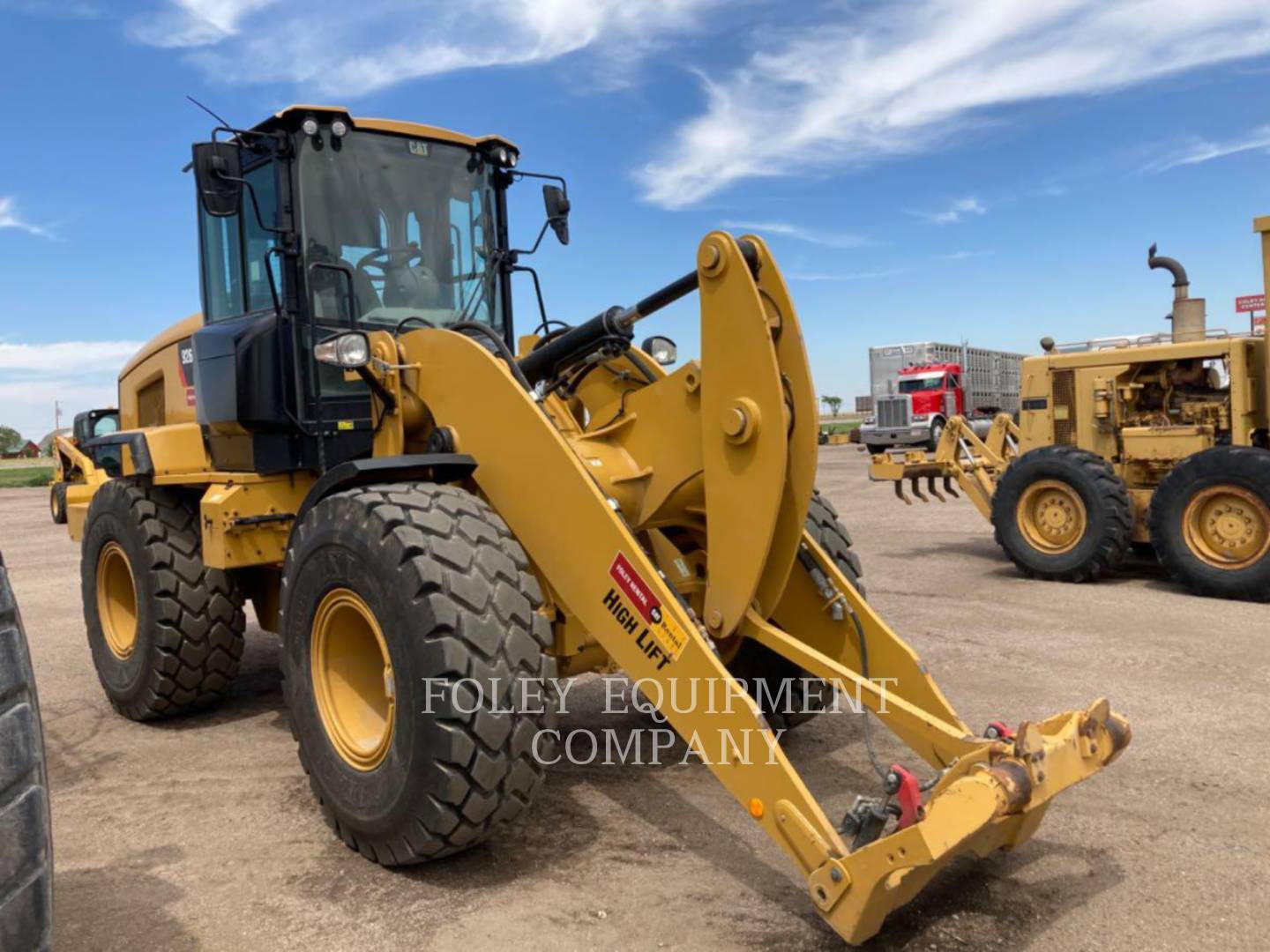 2020 Caterpillar 926MHL Wheel Loader