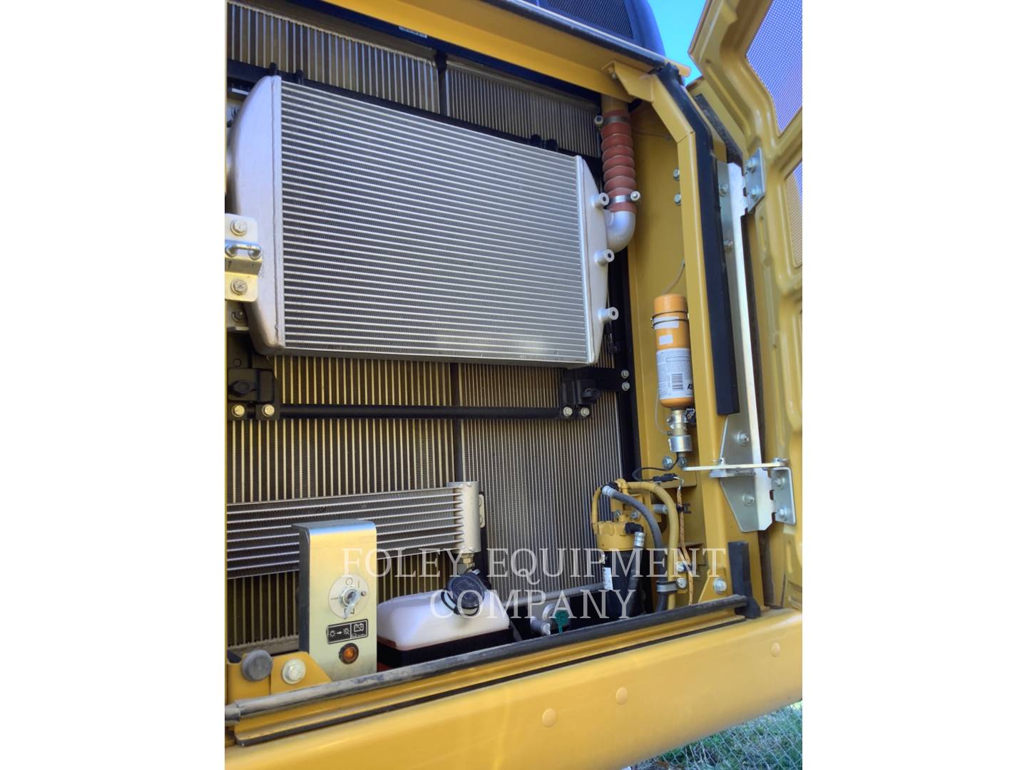 2019 Caterpillar 326FLLR Excavator