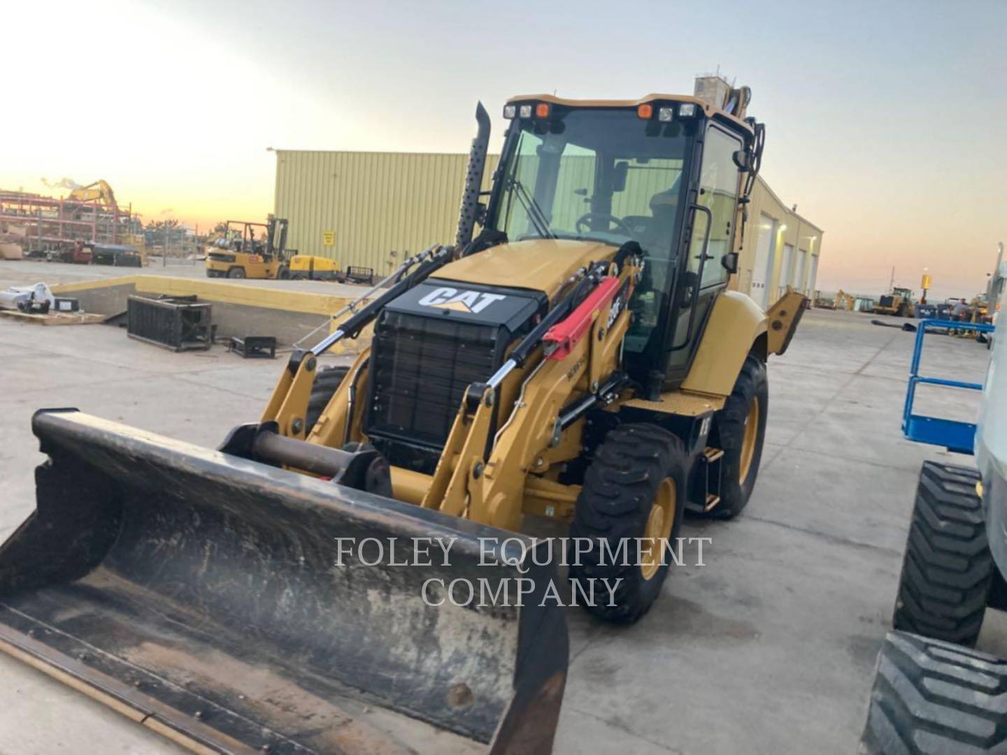 2019 Caterpillar 420F2IT Tractor Loader Backhoe