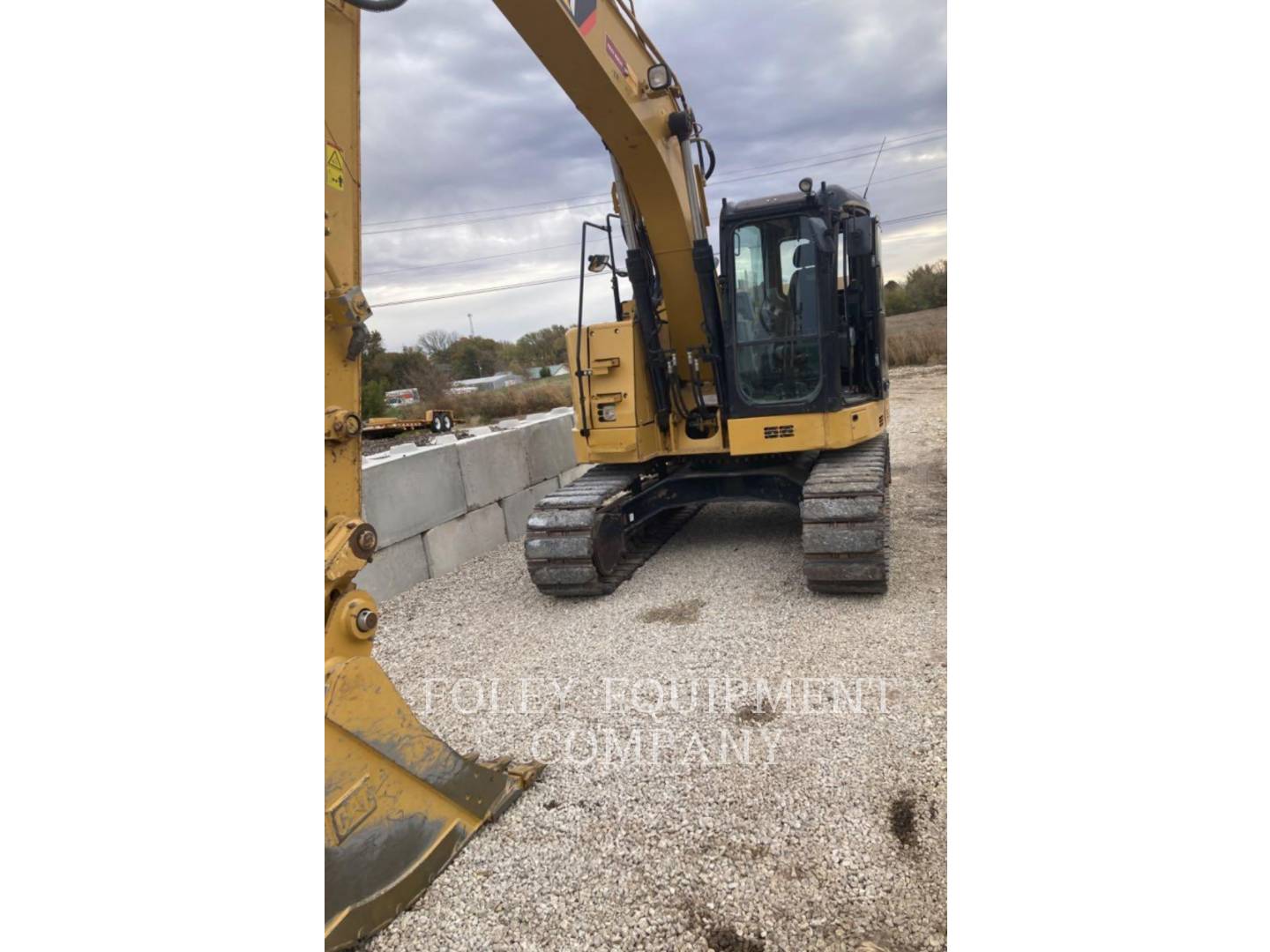 2017 Caterpillar 315FL9 Excavator