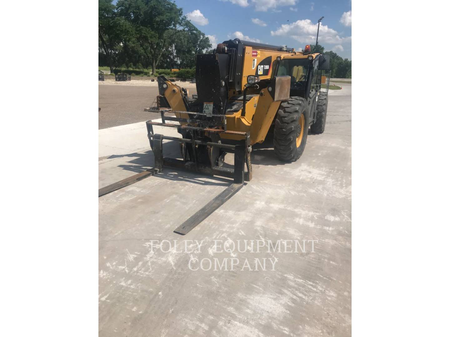 2018 Caterpillar TL1055D TeleHandler