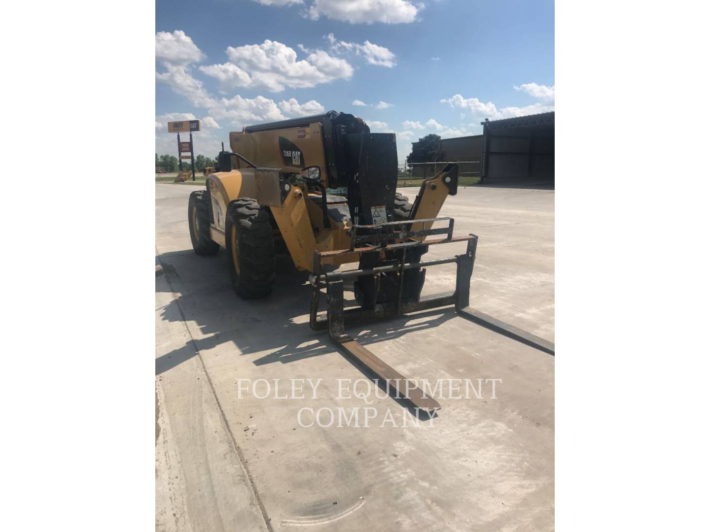 2018 Caterpillar TL1055D TeleHandler