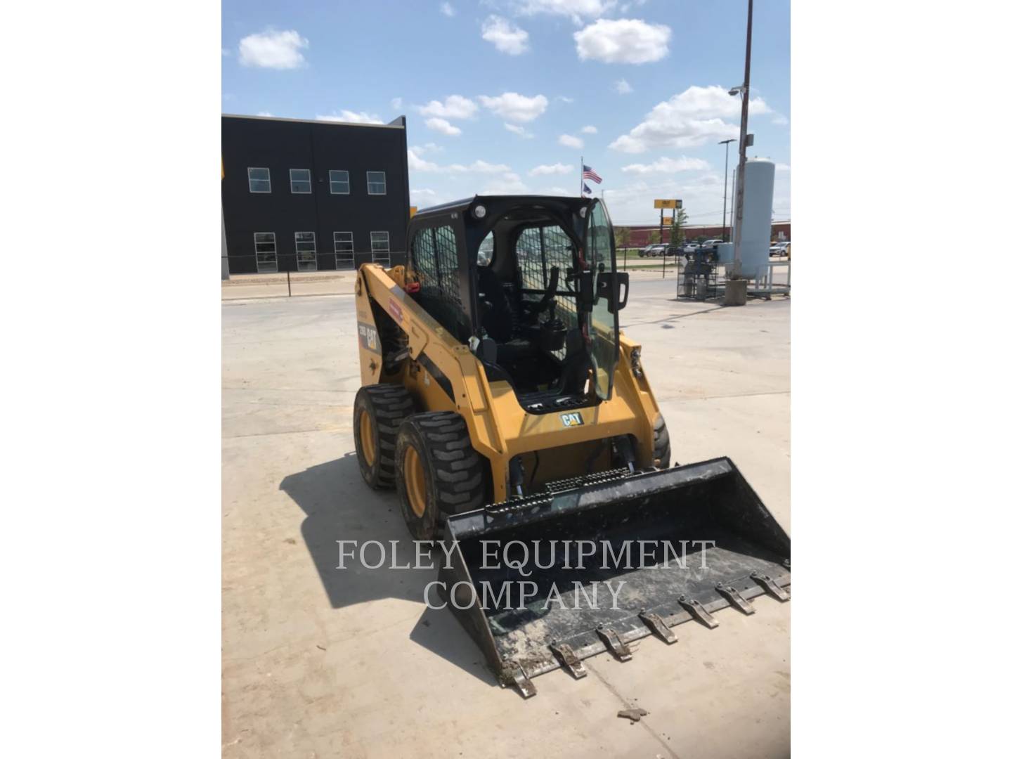 2019 Caterpillar 236DSTD1CA Skid Steer Loader