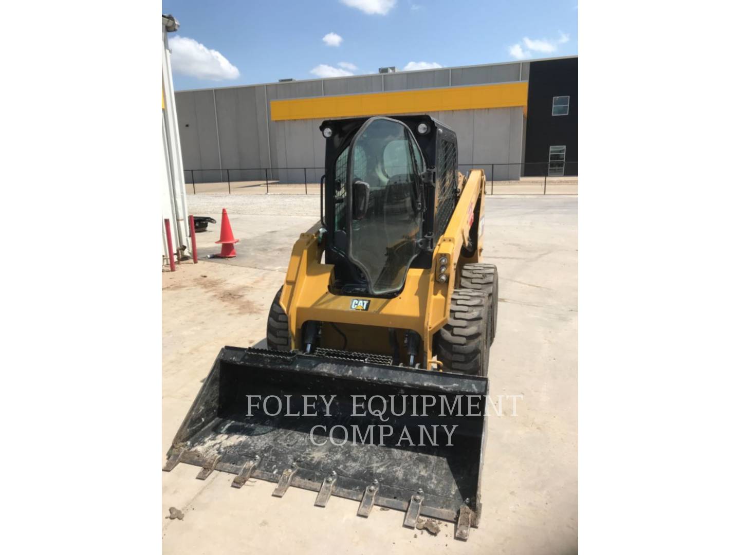 2019 Caterpillar 236DSTD1CA Skid Steer Loader