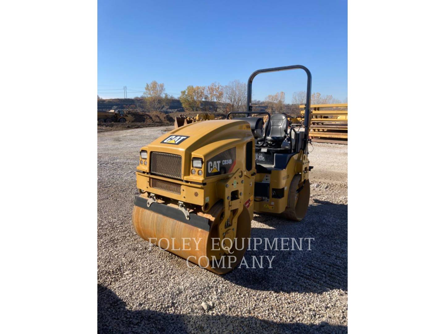 2020 Caterpillar CB34B Compactor