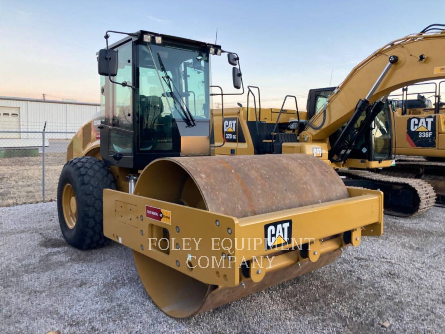 2021 Caterpillar CS54B Compactor