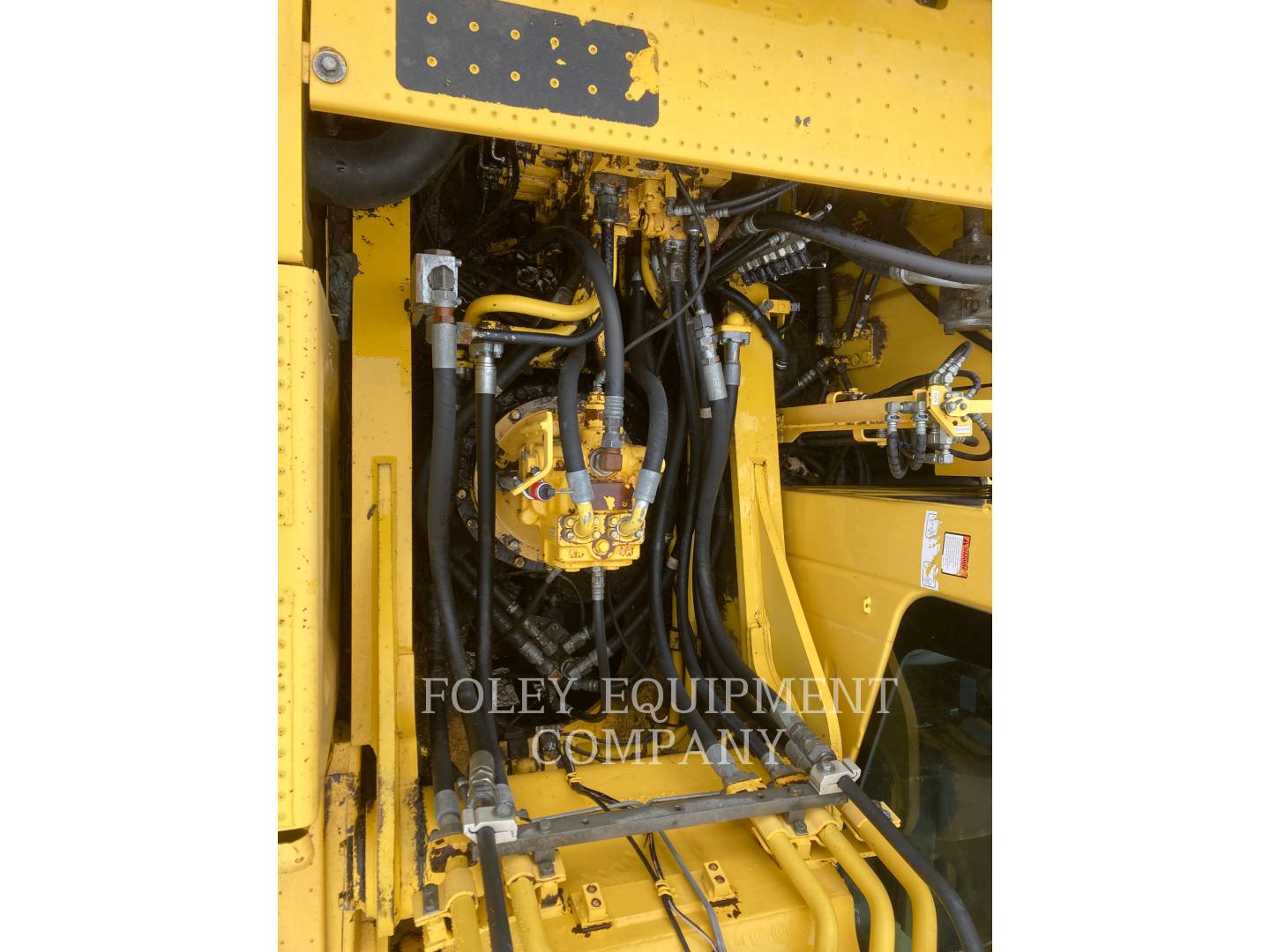 2014 Komatsu PC360LC10 Excavator