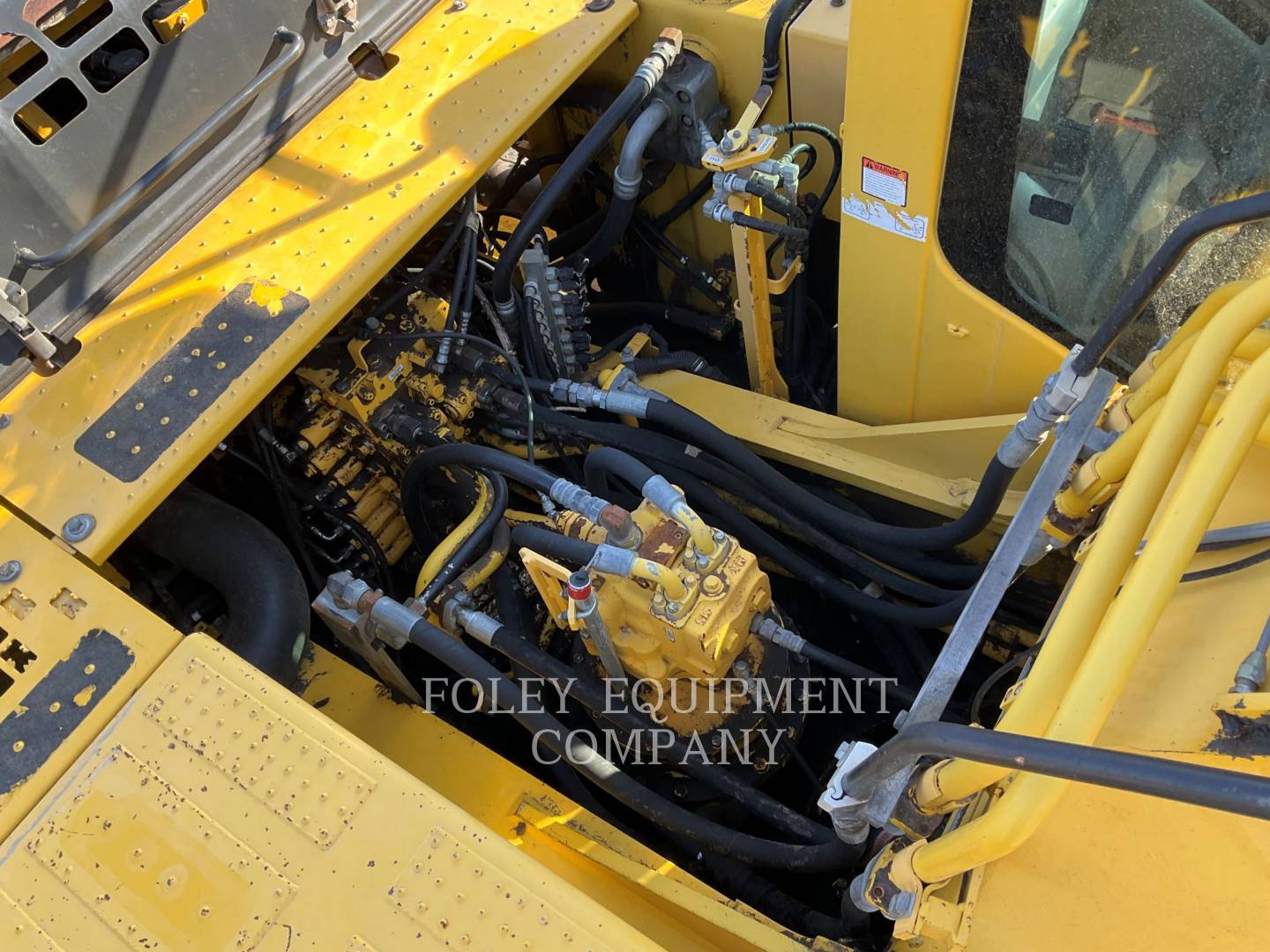 2014 Komatsu PC360LC10 Excavator