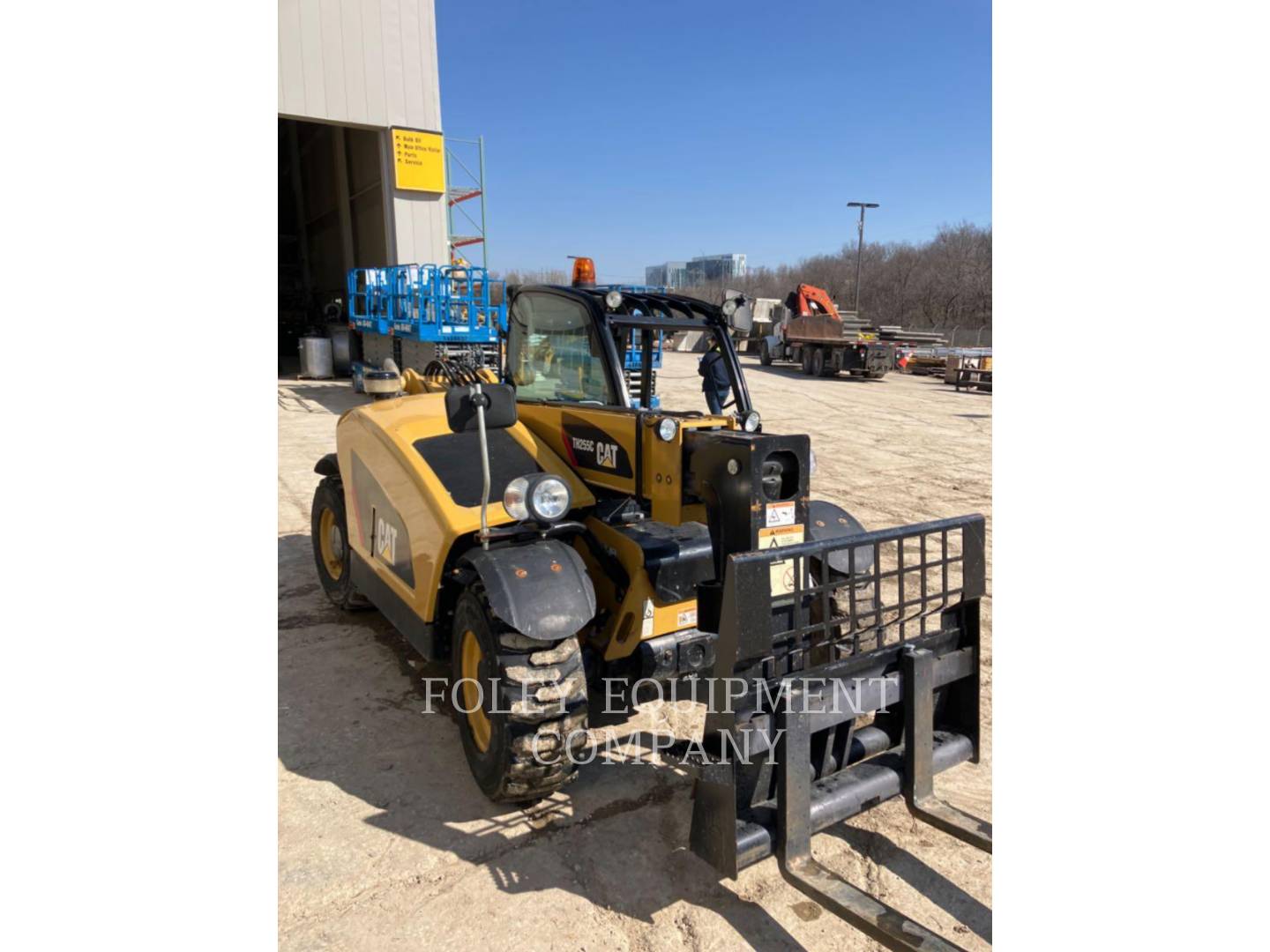 2018 Caterpillar TH255C TeleHandler