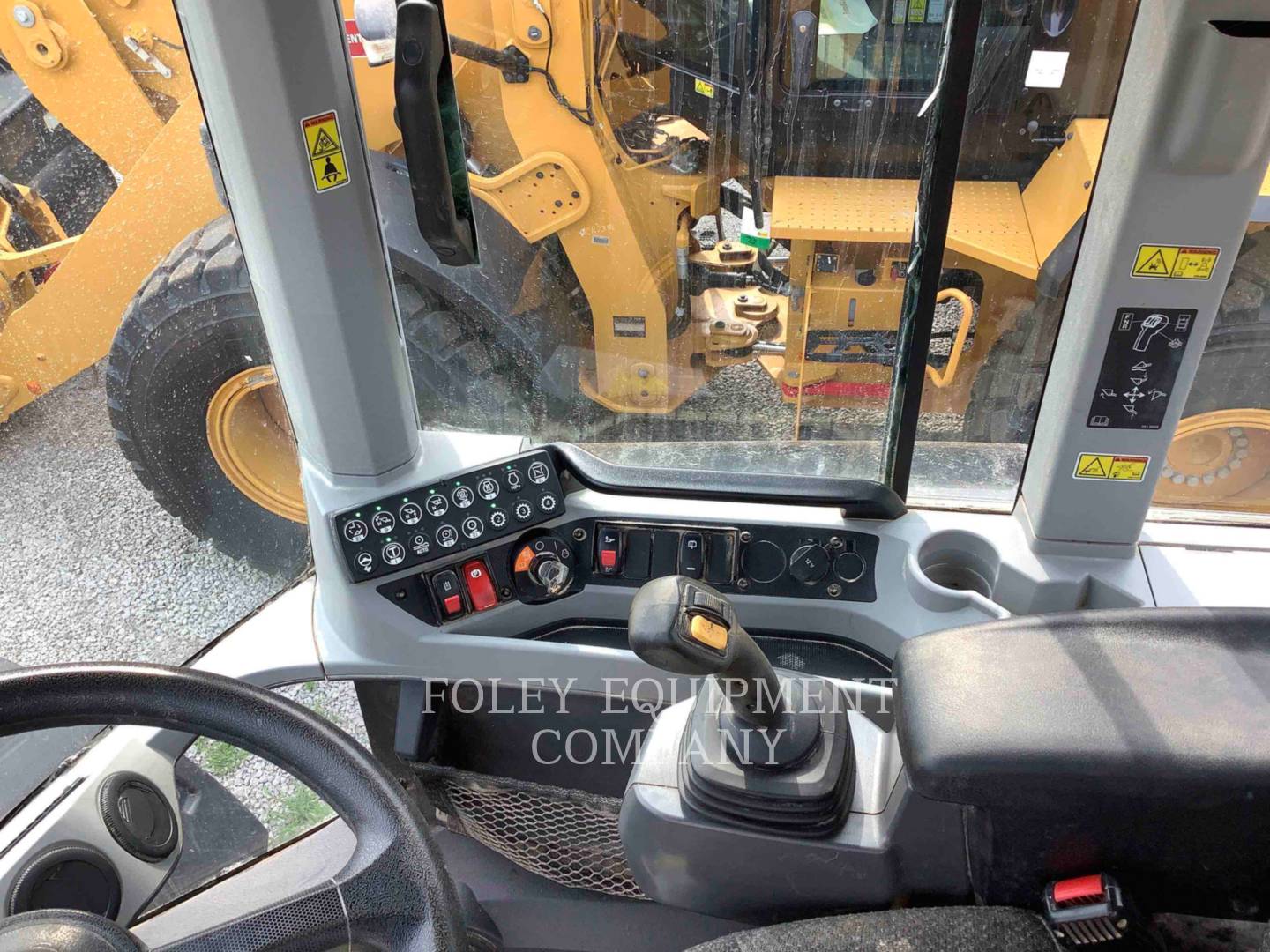 2018 Caterpillar 926M Wheel Loader