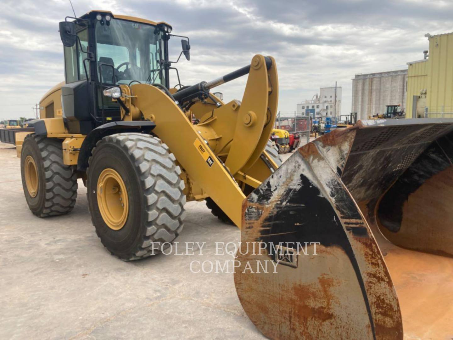 2021 Caterpillar 938MHL Wheel Loader