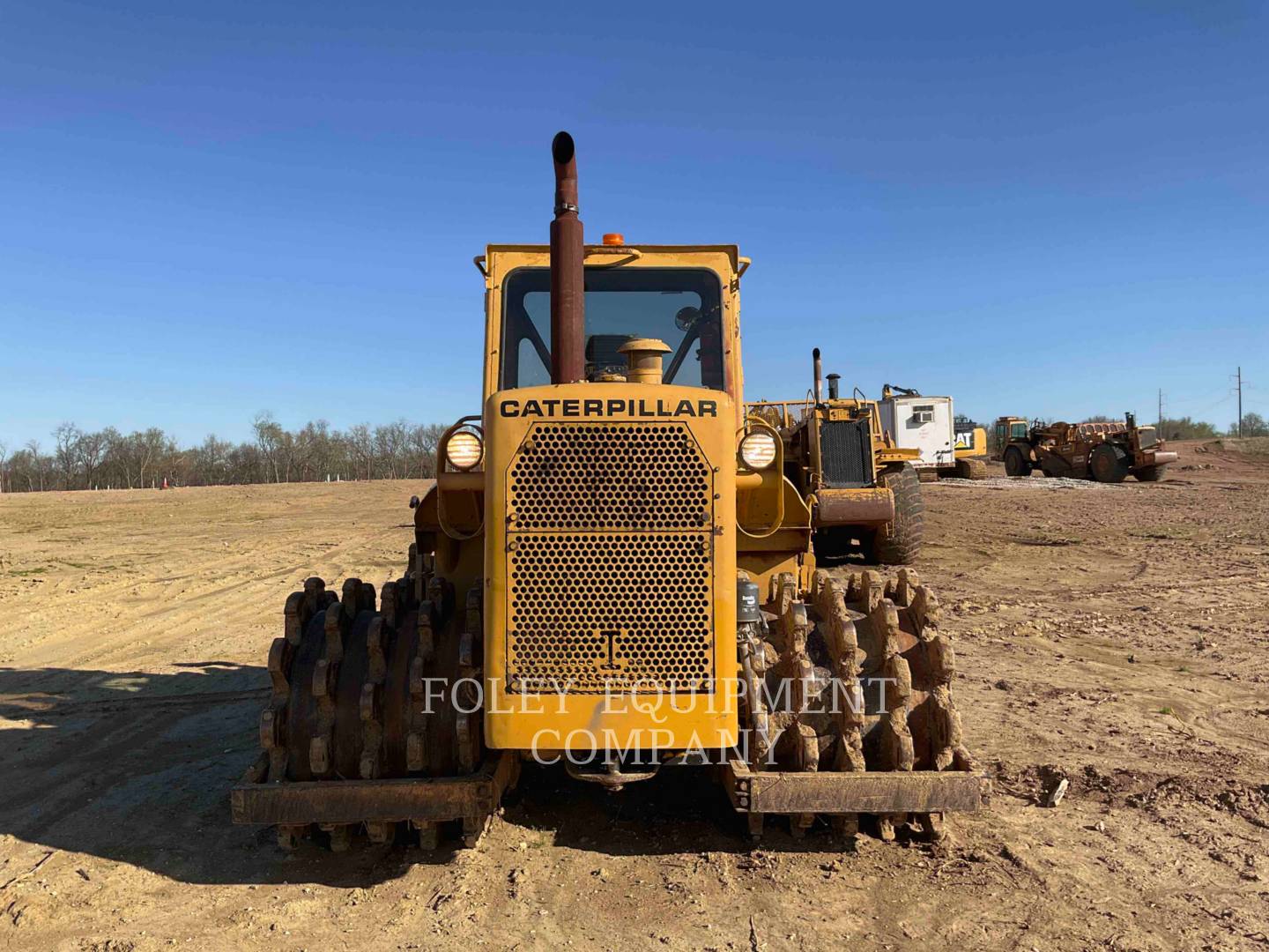 1977 Caterpillar 815 Compactor