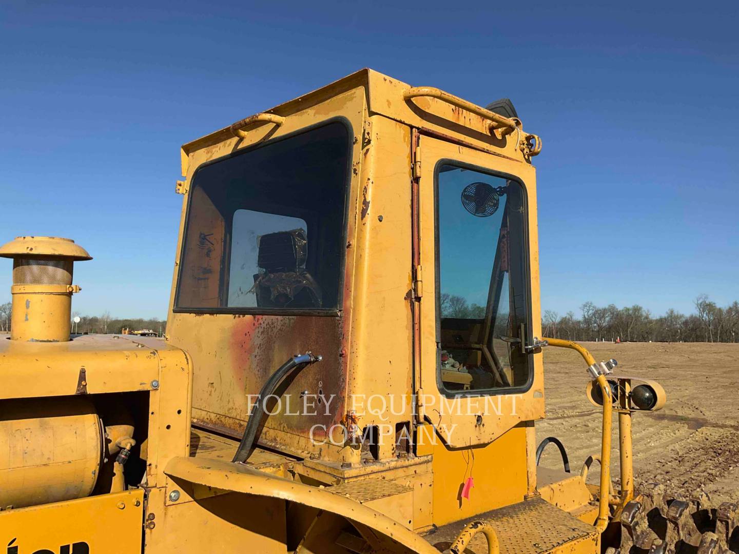 1977 Caterpillar 815 Compactor