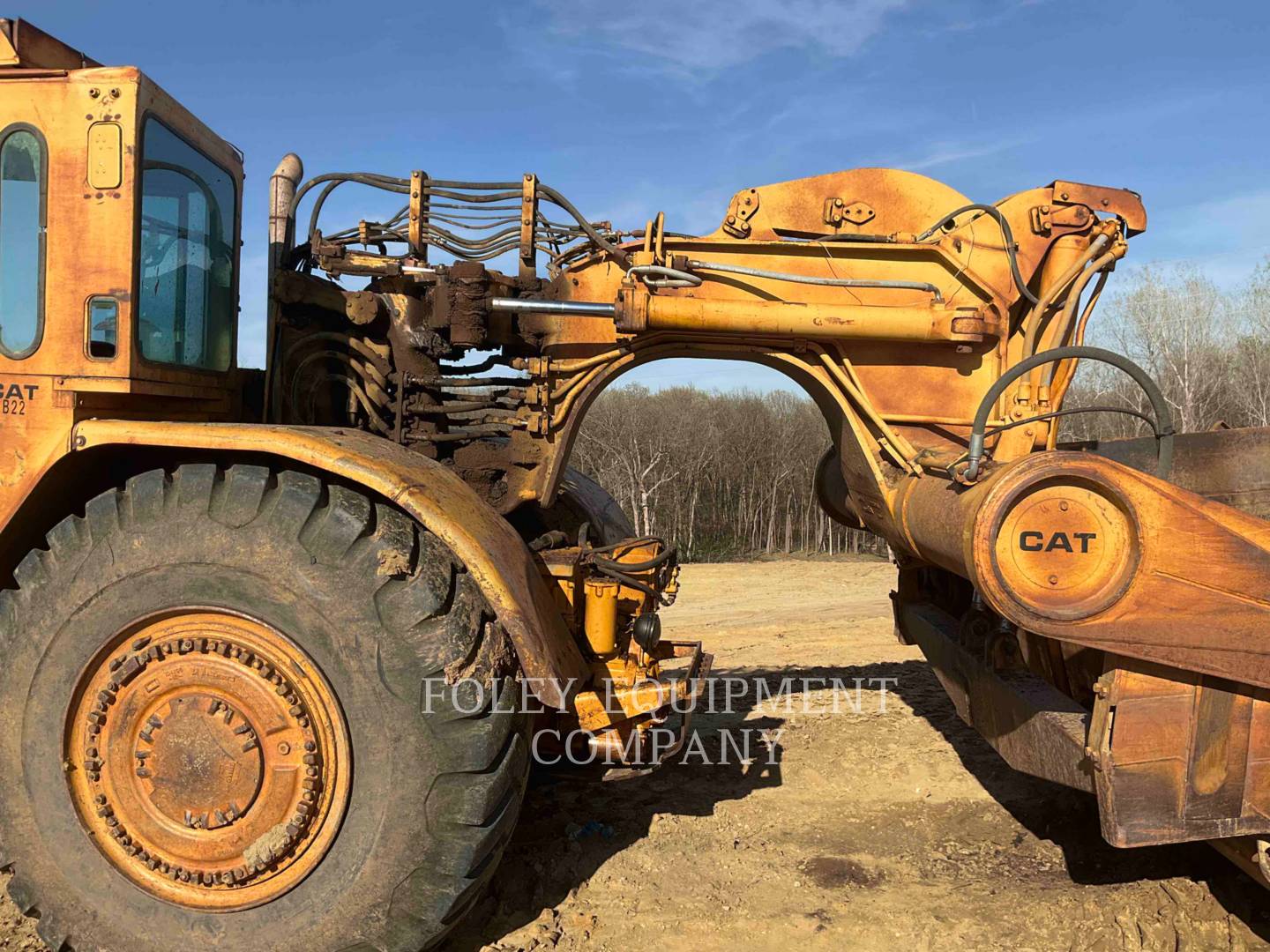 1984 Caterpillar 627B Wheel Tractor