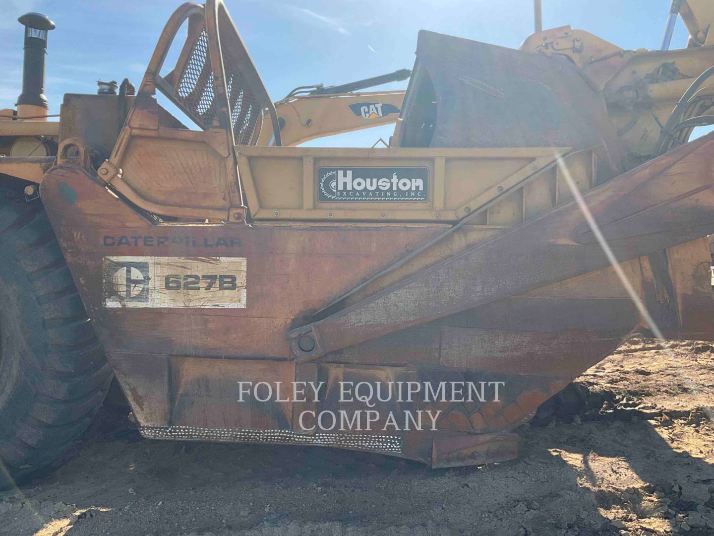 1984 Caterpillar 627B Wheel Tractor