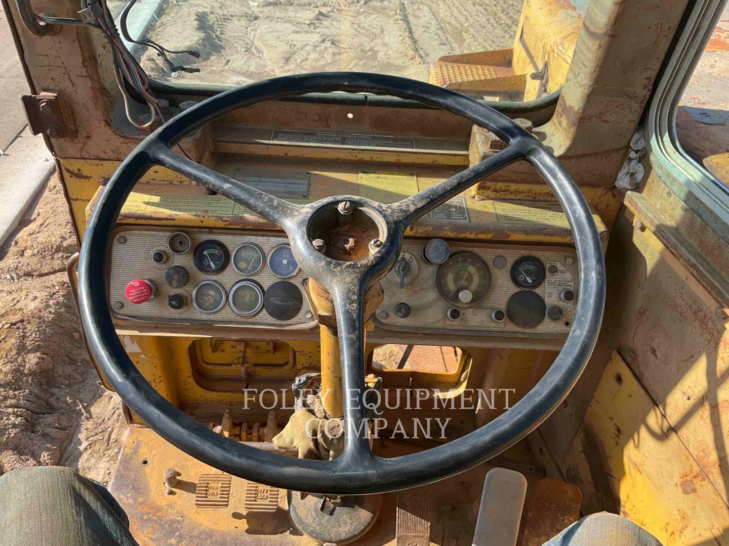 1984 Caterpillar 627B Wheel Tractor