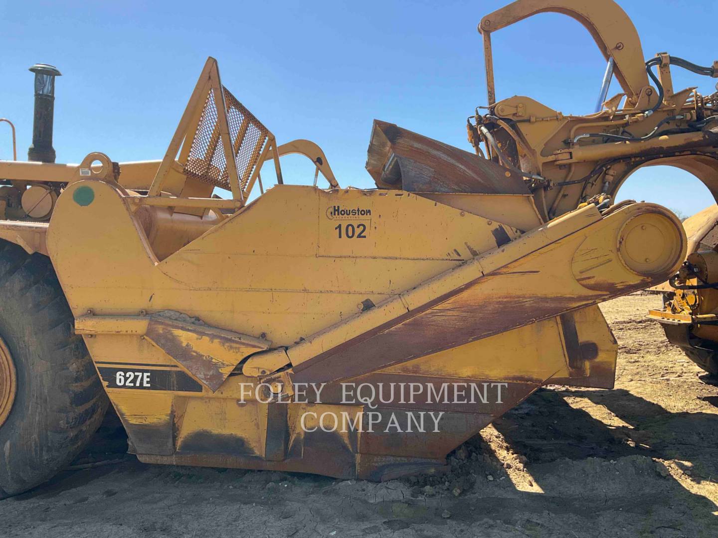 1988 Caterpillar 627E Wheel Tractor