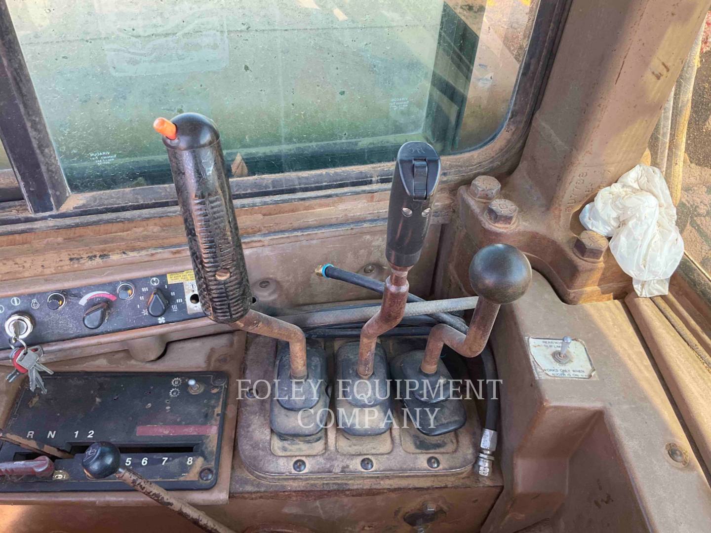 1988 Caterpillar 627E Wheel Tractor