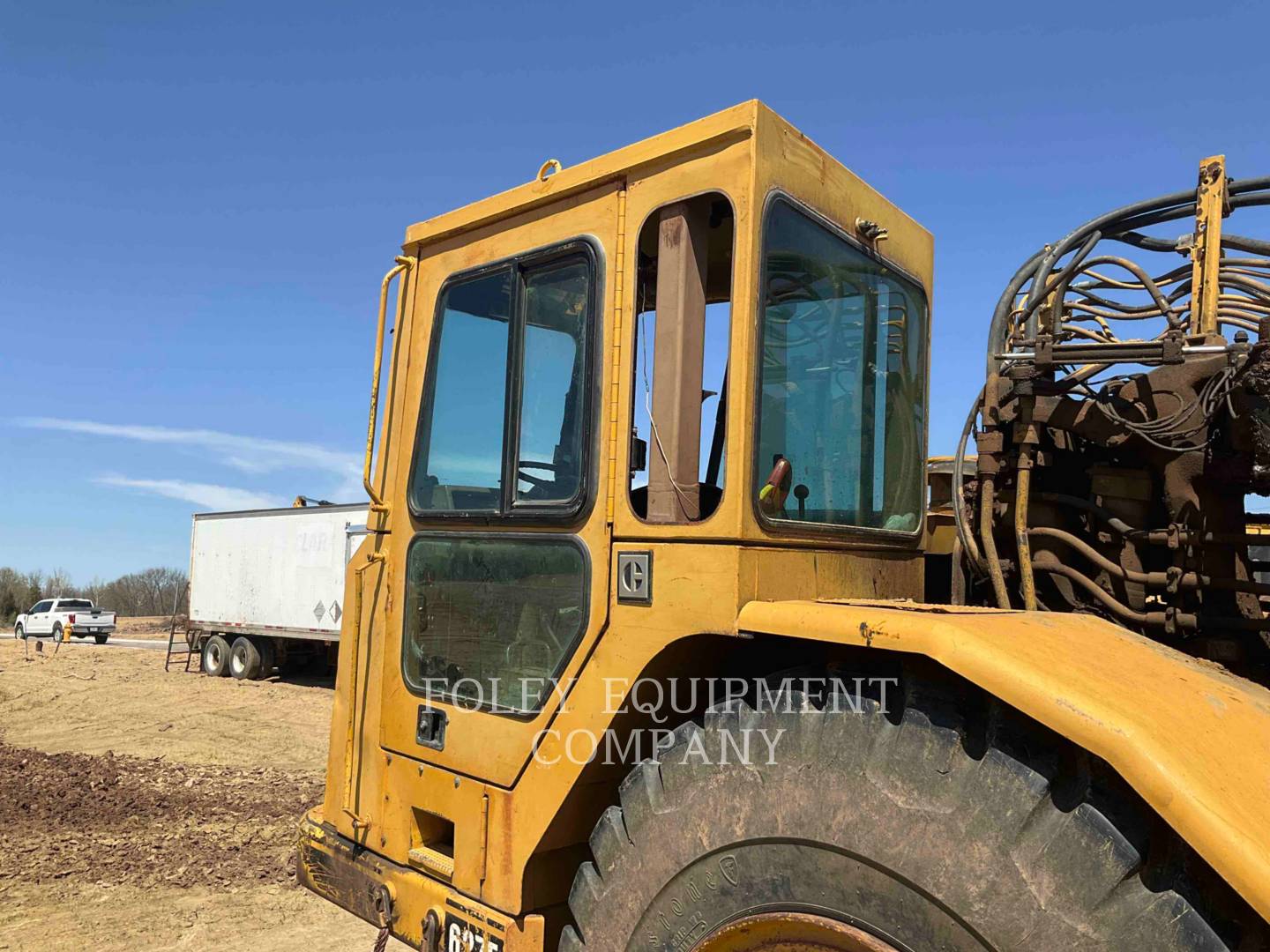 1988 Caterpillar 627E Wheel Tractor