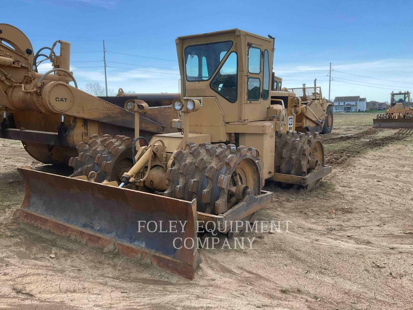 1971 Caterpillar 815 Compactor