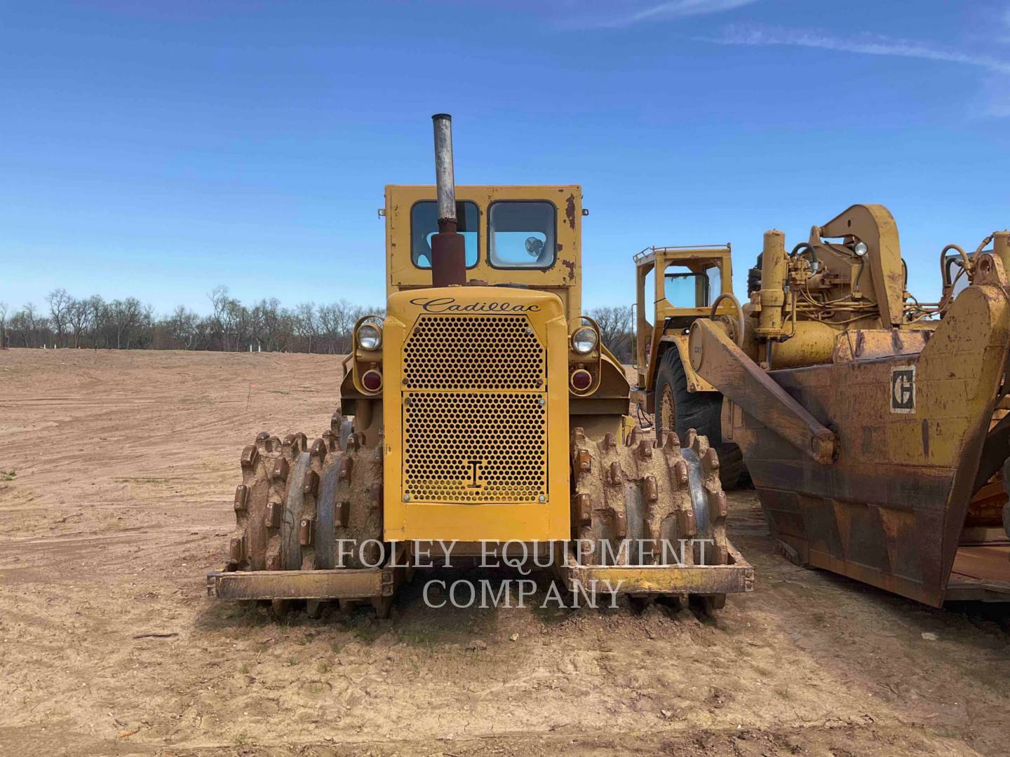 1971 Caterpillar 815 Compactor