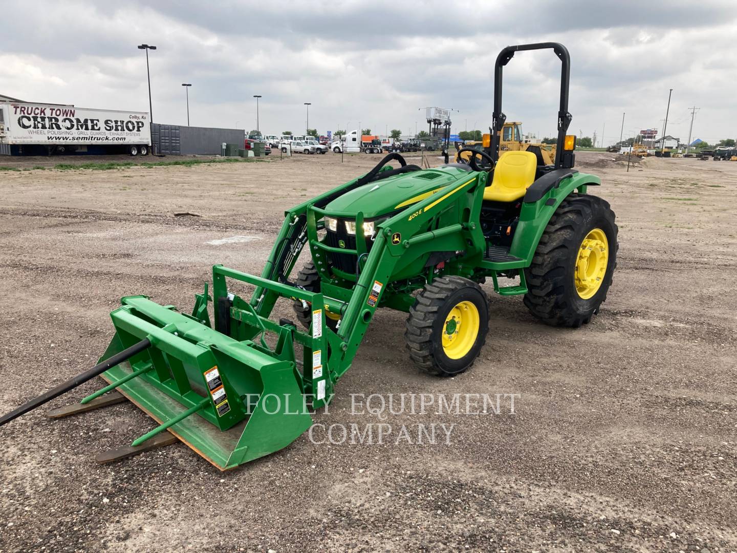 2022 John Deere 4044M Skid Steer Loader