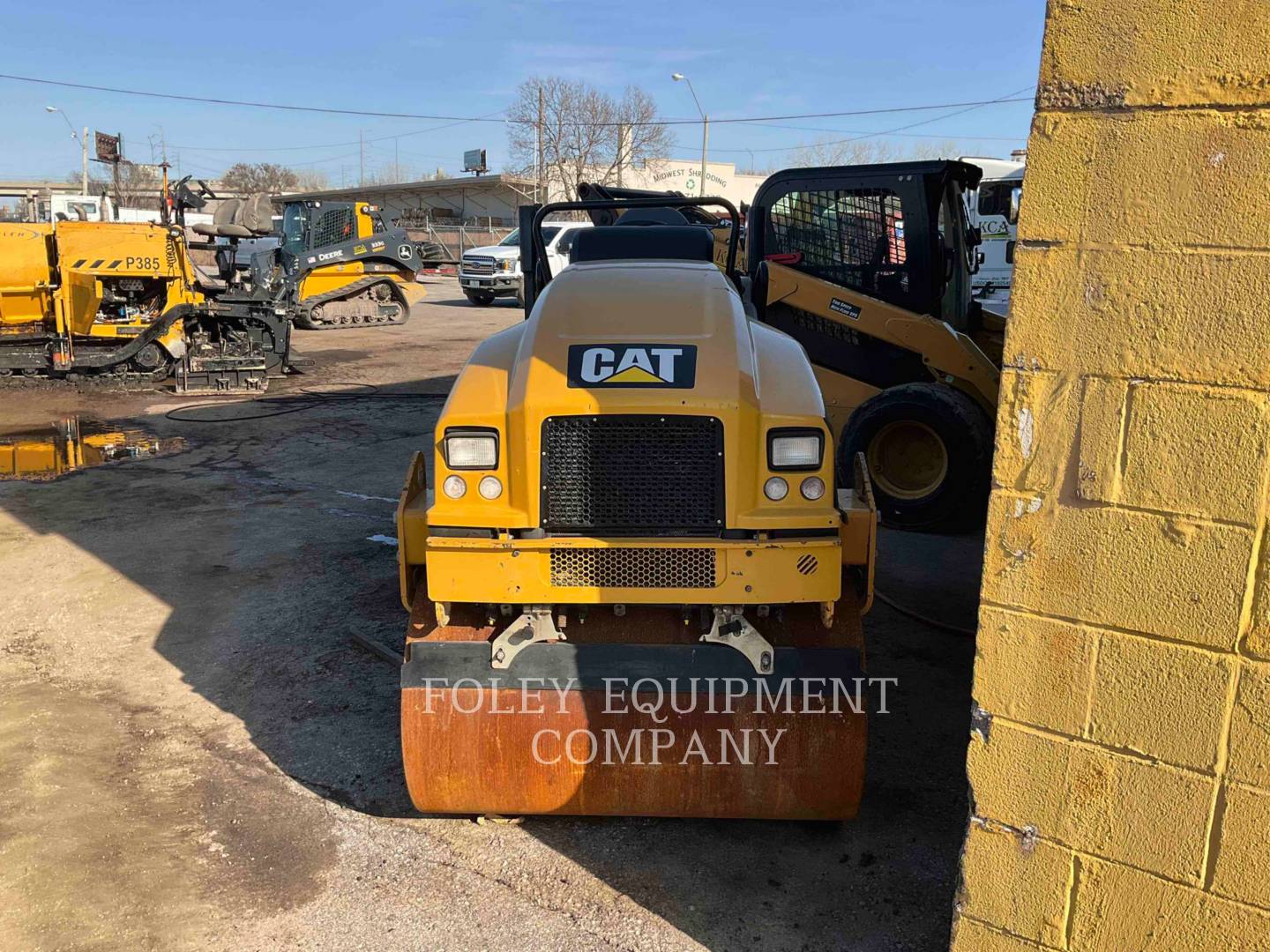 2019 Caterpillar CC24B Compactor