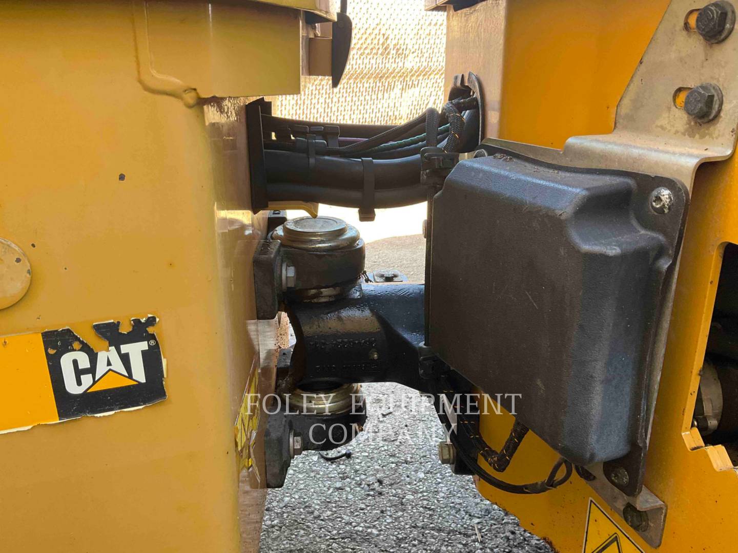 2019 Caterpillar CC24B Compactor