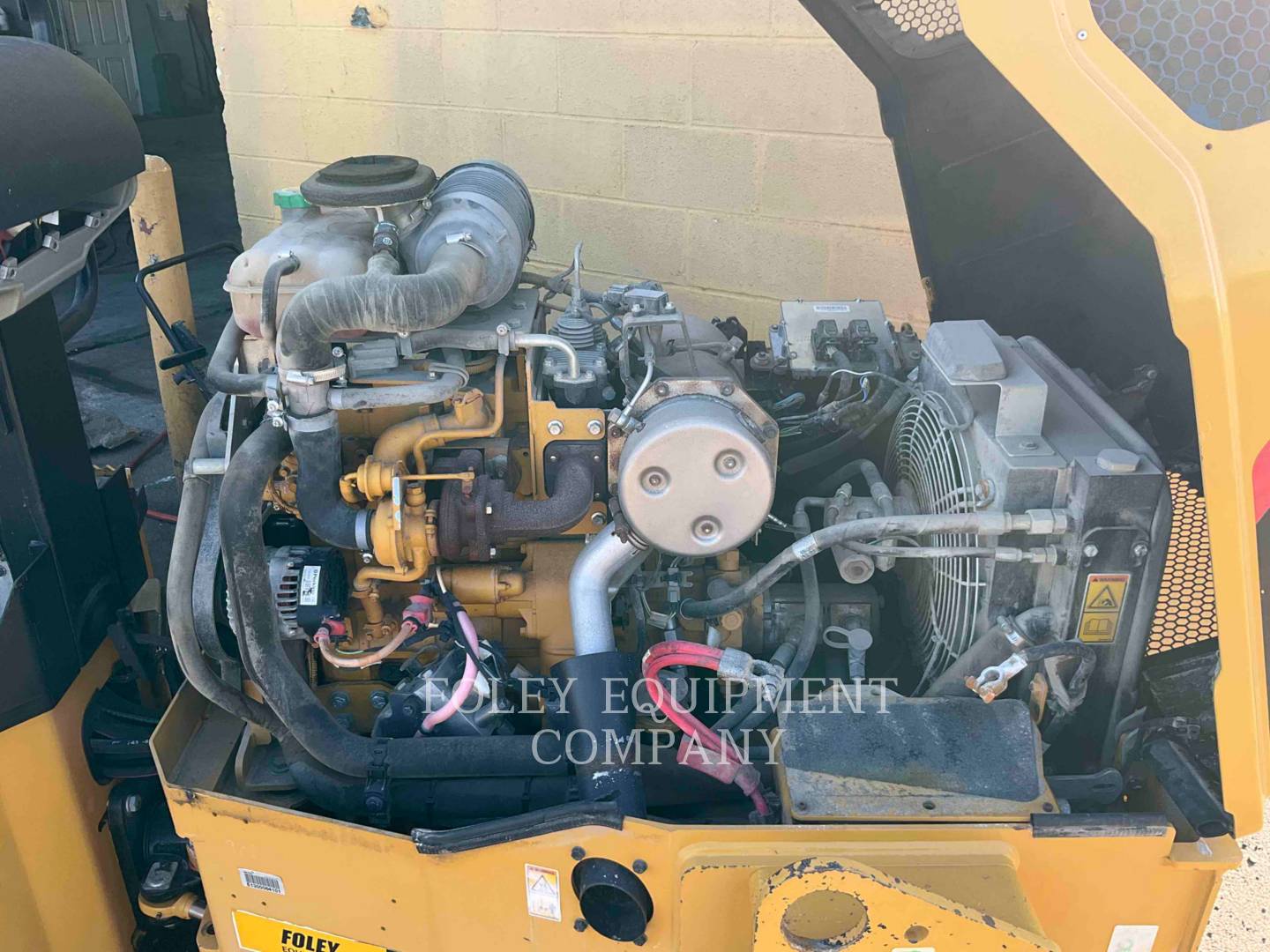 2019 Caterpillar CC24B Compactor