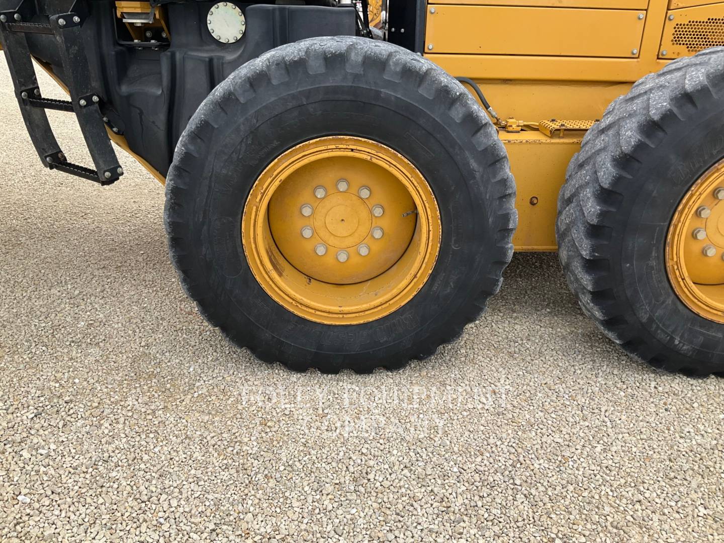 2009 Caterpillar 140MAWD Grader - Road