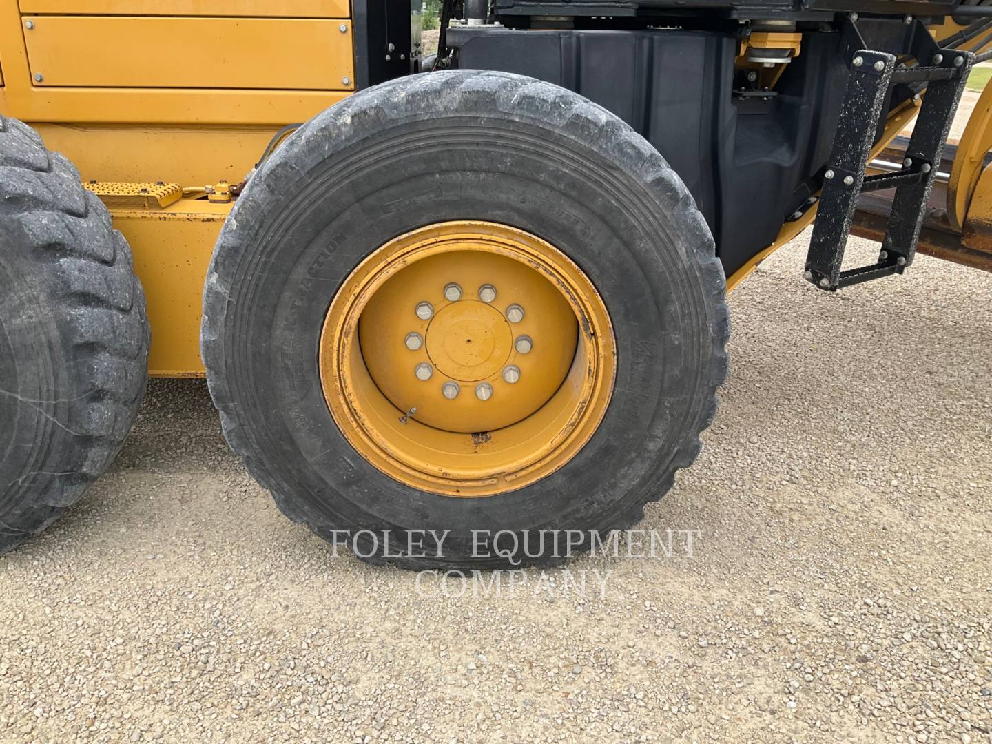 2009 Caterpillar 140MAWD Grader - Road