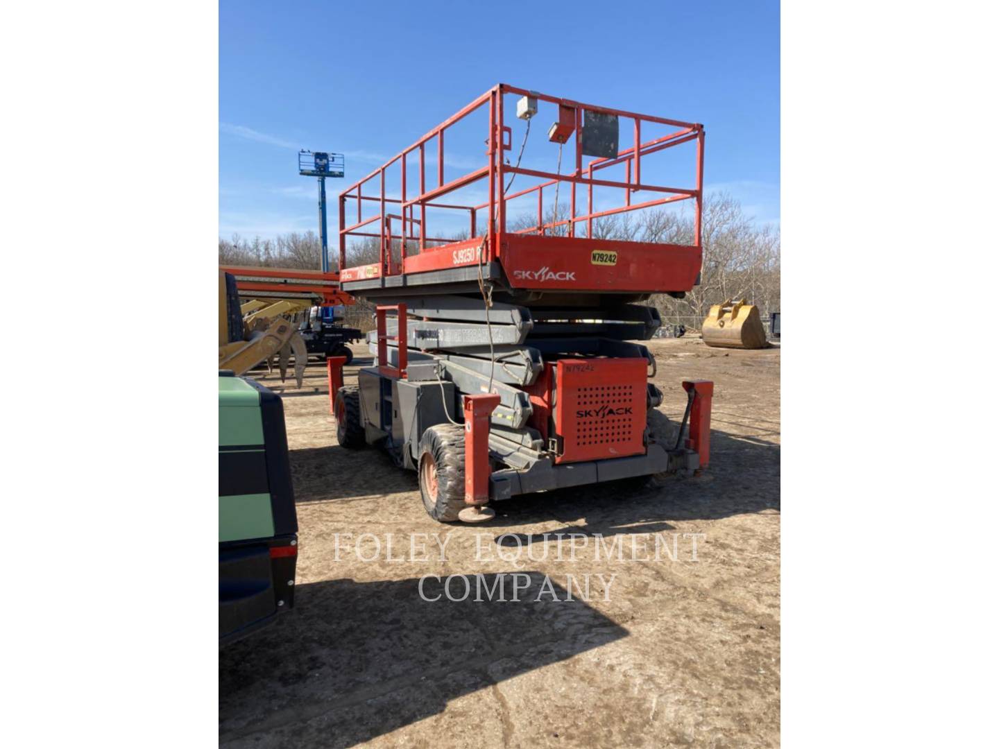 2013 Skyjack 9250RTDFO Lift Truck