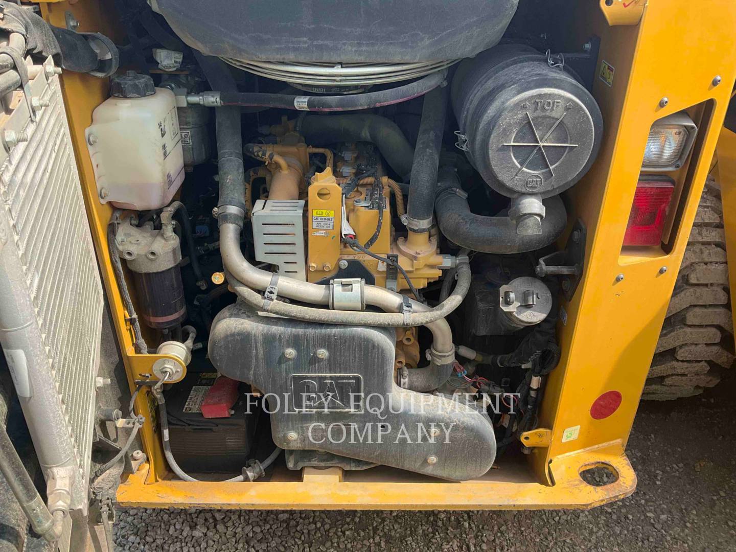 2018 Caterpillar 236DSTD1CA Skid Steer Loader