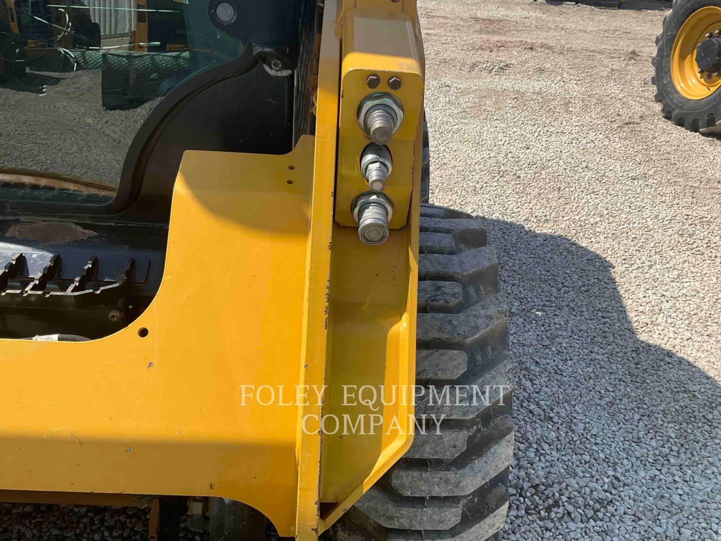 2018 Caterpillar 236DSTD1CA Skid Steer Loader